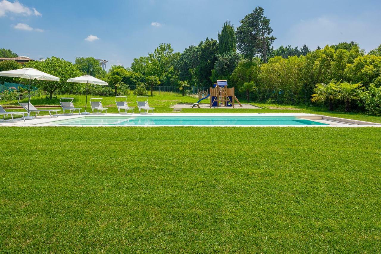 Villa Mattarana Lussuoso Appartamento Familiare Lazise Buitenkant foto